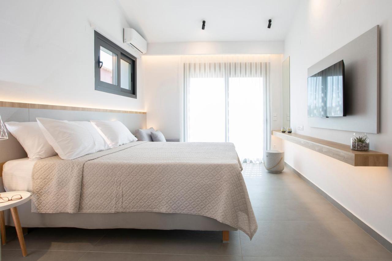Elianthi Luxury Apartments Nikiana Esterno foto