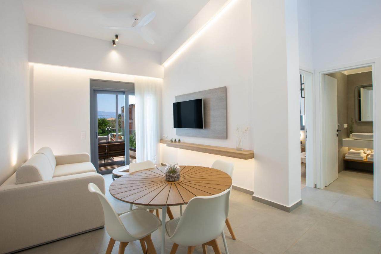 Elianthi Luxury Apartments Nikiana Esterno foto