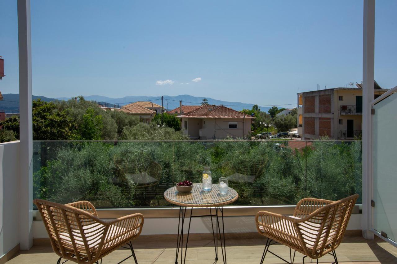 Elianthi Luxury Apartments Nikiana Esterno foto