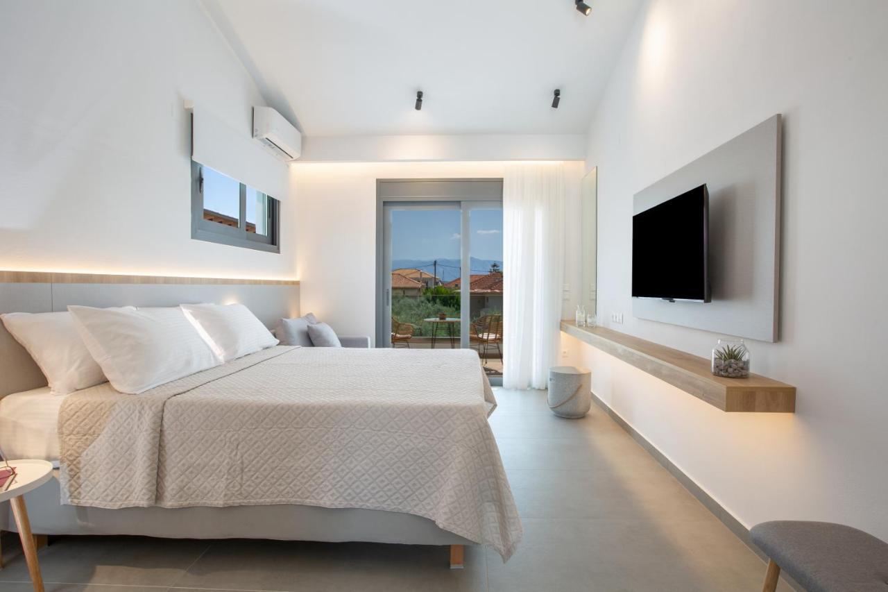 Elianthi Luxury Apartments Nikiana Esterno foto
